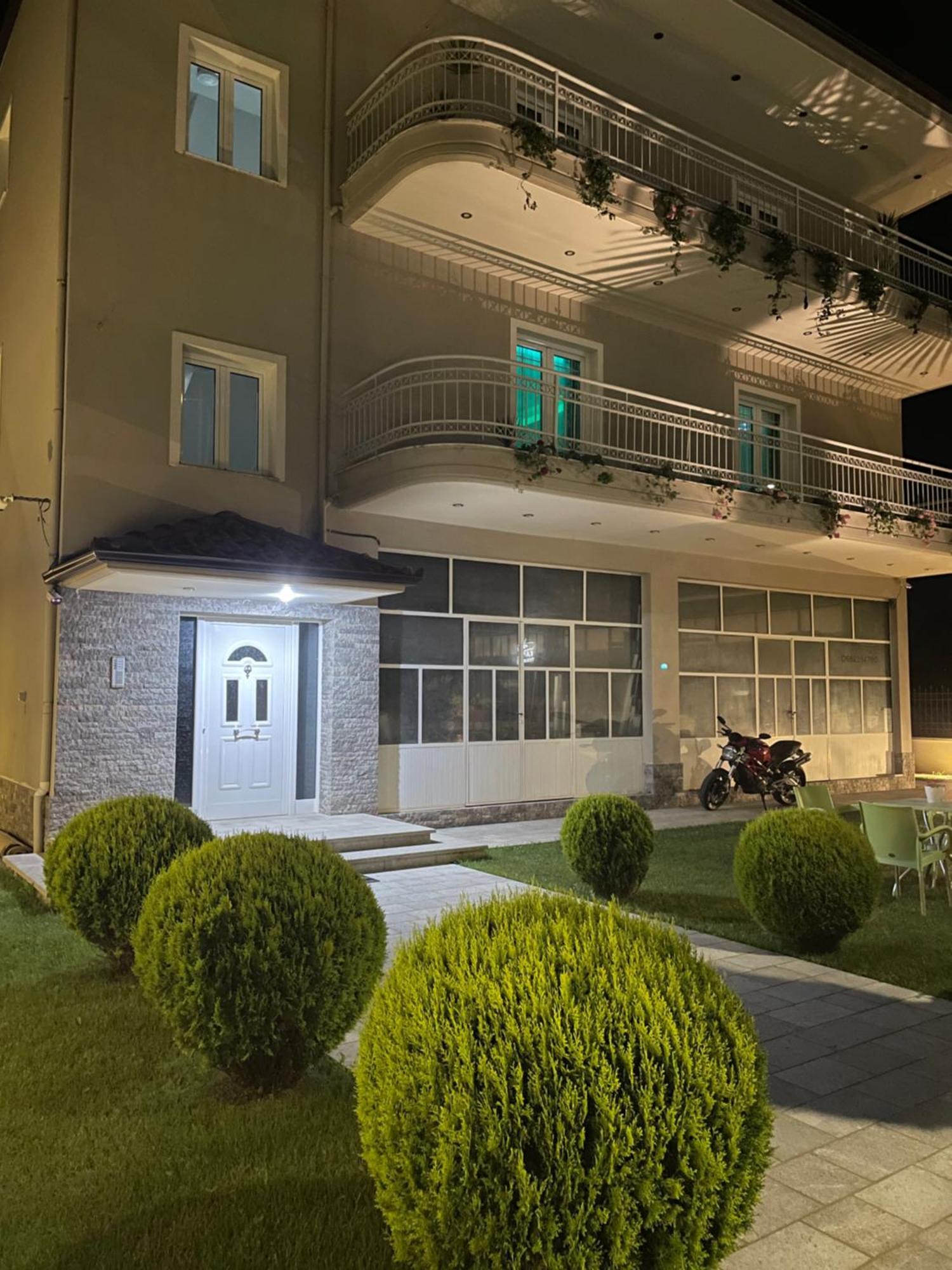 Rent Rooms Kapri Pogradec Exterior foto